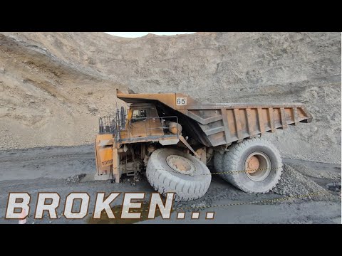 Heavy Equipment Accidents Dump Truck  Broken Axle Serious Fails Compilation