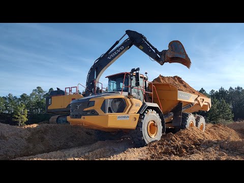 Home Stretch! Last Loads of Clay Moved For Dam