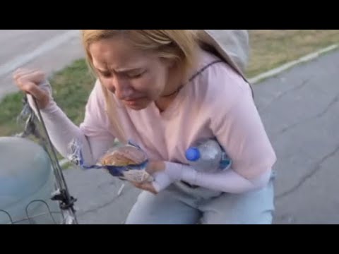 Rich man finds beautiful woman in a garbage dump and gives her a luxury truck and his old life ❤️