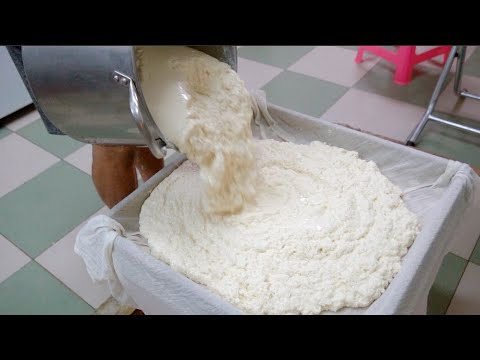 How Tofu Is Made In Taiwan Traditional Market / 手工鹽滷豆腐、豆乾製作 , 台灣傳統市場 - Taiwanese Street Food