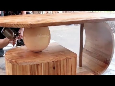 The creativity of an 18 year old carpenter's Has built a beautiful sofa table from old wooden 