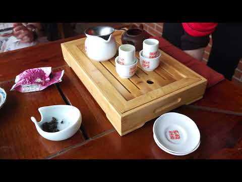 Gong Fu style tea brewing at A-mei Teahouse in Jiufen Taiwan
