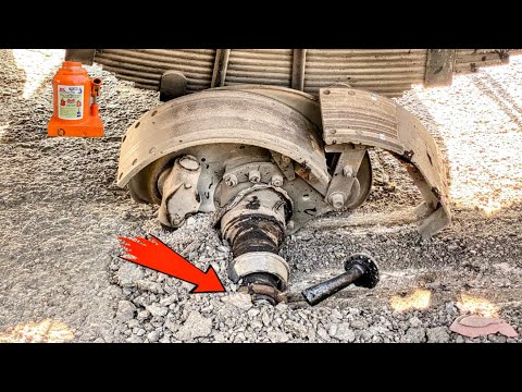 Ingenious Mechanic Repaired Truck Rear Axel Was Break Down in Middle Road Using New Amazing Work 💪
