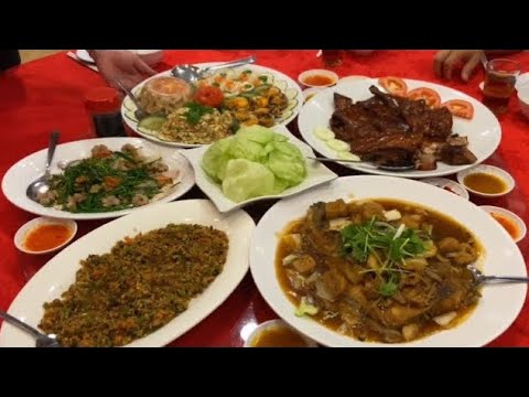 A restaurant in Pudu is famous for its Cantonese cuisine, first time I've heard of this dish.