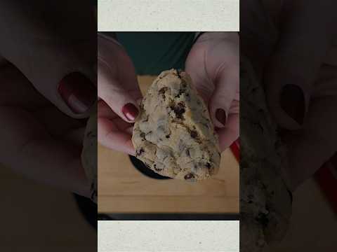 Soft & Chewy Chocolate Chip Cookies (Bakery-Style at Home!)