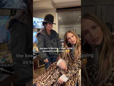 Even the A list celebs are doing it!! #nickiminaj #shorts #viral #barbz #foryou