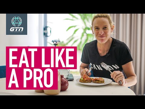 What Do Pro Triathletes Eat In A Day: With Sarah Crowley!