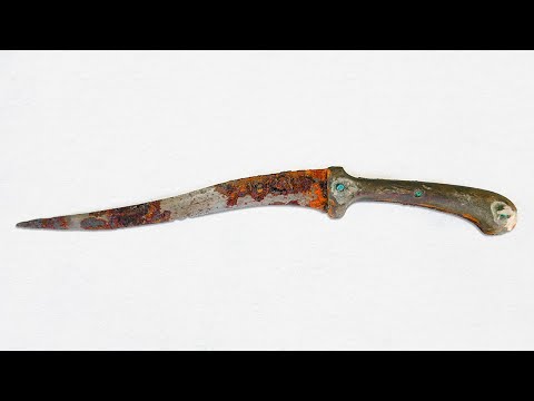 Restoration of an Antique Assassin’s Dagger That Shocked Me!