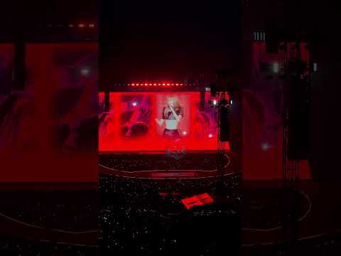 Lisa’s rap in “Playing With Fire” live from Barcelona #blackpink #deadlineworldtour