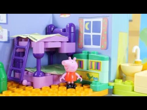 和小猪佩奇玩假装游戏