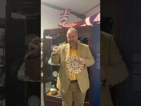 This PLATE Could KILL You #antiques #royalcrownderby #porcelain #auctionhouse #imari