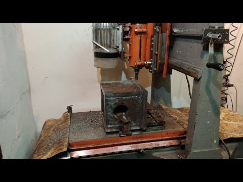 Самодельный фрезерный , фрезеровка передней бабки