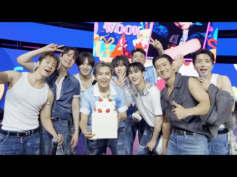 SUPER JUNIOR 슈퍼주니어 [Express Mode SHOW : The 20 Awards] Behind The Scenes
