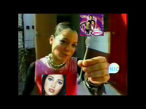 Natalia Lafourcade saluda a Pamela de su antiguo grupo Twist