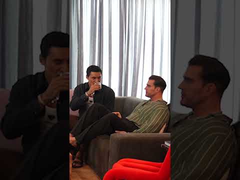 Step into a vibrant Houston home filled with personal art and eclectic treasures. 🏡💛