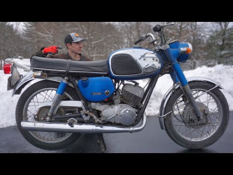 $500 2-Stroke Twin Motorcycle Sat 40+ Years Untouched (VERY RARE)