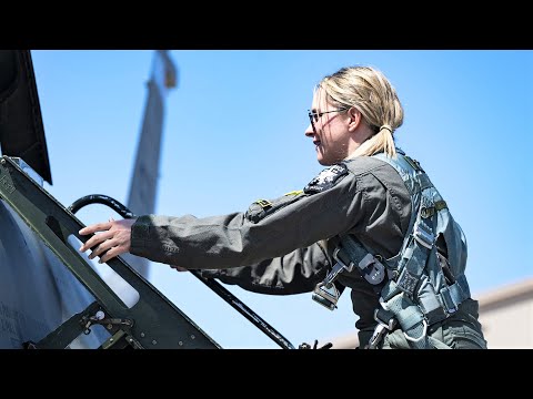 Female Pilot and Commander of F-16 Viper Demonstration Team (2022)