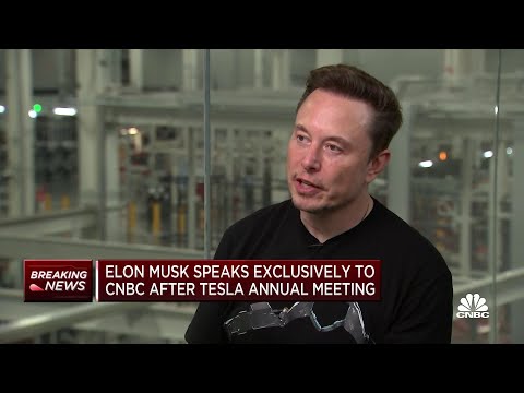 Tesla CEO Elon Musk: Advertising needs to be as close to content as possible