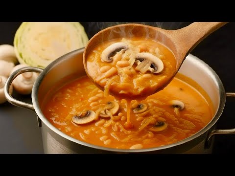 Omas unglaubliche Winterkohlsuppe! Ein einfaches und köstliches Bohnen-Pilz-Suppenrezept!