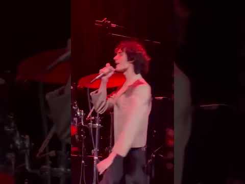 Street or stage. Still sombr✨✨#sombr #shorts #undressed #sadsong #fans #trending #fyp #viralshorts