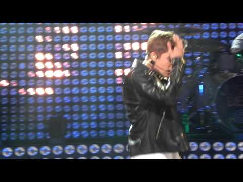 Justin Bieber All Around The World- Apollo Theatre NYC