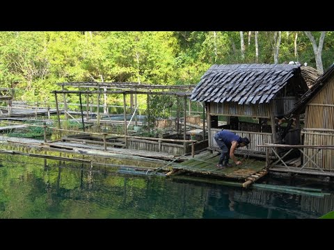 Life on a farm on the water. Repair and expand floating floors