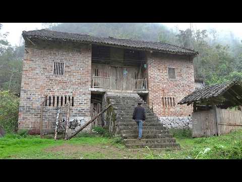 Rich Young Master Returns to Spend $500,000 in 1.5 Years Building a Beautiful Villa for His Father