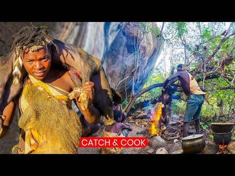 Hunters Of The Hadzabe Tribe | Exploring Their Raw Meat Cooking And Hunting Traditions!
