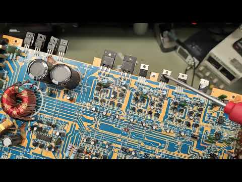 Naprawa samochodowego wzmacniacza audio.