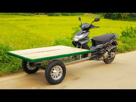 Farmer Who Boldly Turned His Motorbike Into a Truck Amazed Everyone
