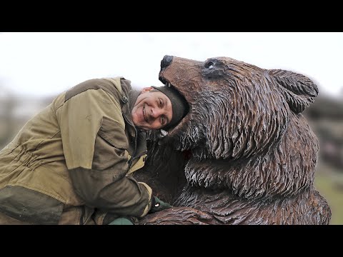 AMAZING chainsaw woodcarving, Wooden REAL SIZE fighting GRIZZLY BEARS