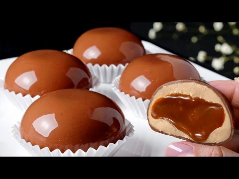 Chocolate mochi with caramel and milk! Breakfast dessert that I do every weekend!
