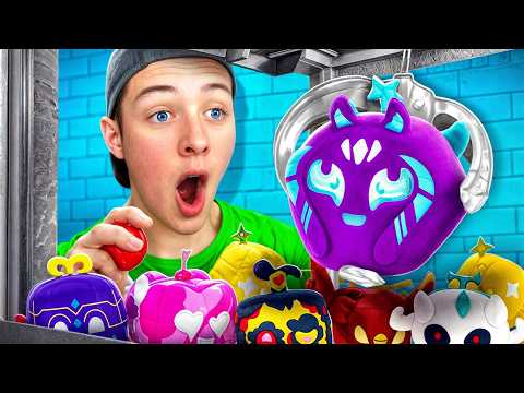 Playing CLAW MACHINE To Get GOD FRUIT in BLOX FRUITS