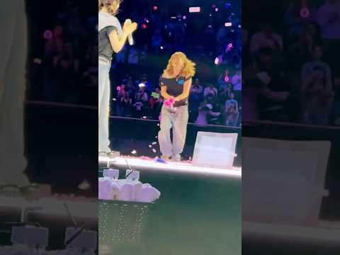 Jeongyeon’s Confetti Prank Turns Into TWICE Chaos 😆🎉