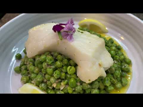 Quick and Easy low-carb Sea Bass and Peas recipe