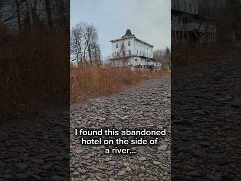 I wonder what happened to the owners?🤔 #shorts #viral #abandoned #urbex