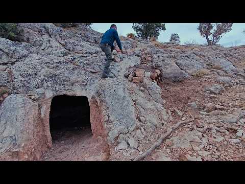 Transforming an Abandoned Cave Into a Safe Winter Shelter | Solo Bushcraft Camping (ASMR No Talking)