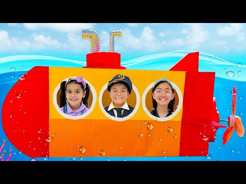Ellie Eric and Charlotte Submarine Treasure Hunt Ocean Adventure