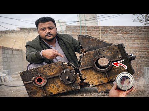 master mind mechanic repairing a convere gear bearing size with imagenry lthe tools