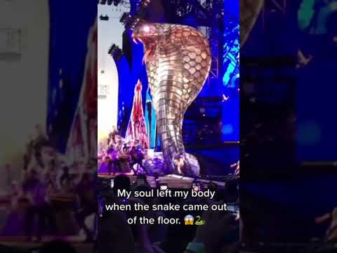 she is insane for this😭😭😭♥️