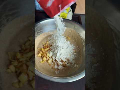 APPLE AND CINNAMON BREAKFAST LOAF