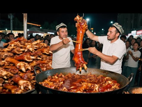 In Kashi  Xinjiang  two brothers sell sheep trotters at a night market for 15 years. They sell 500