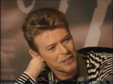David Bowie Outside Press Conference 1995