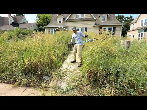 Nobody Had Touched This Yard in Months and the Neighbors Were Over It