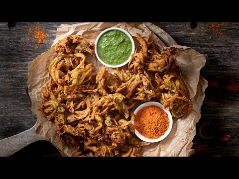Crispy Kanda Bhaji | Maharashtrian Onion Pakora Recipe