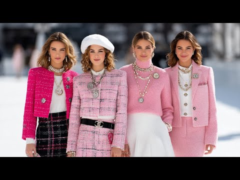 CHANEL Winter 2026 – Pastel Glamour, Pearls & Timeless Beauty