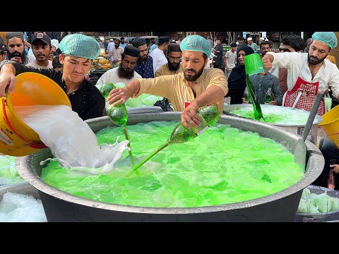 PAKOLA MILKSHAKE RECIPE | Best Refreshing Ramadan Drink Pakola Milk Soda | Pakistani Street Food