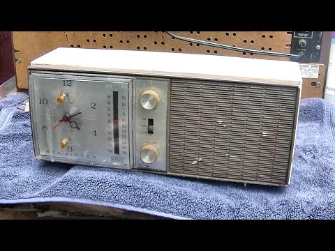 1964 RCA 4RS34 AM FM Tube Clock Radio Repair IF Transformer SMD Silver Mica Disease Alignment