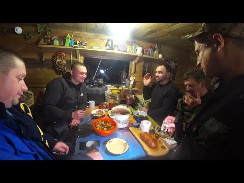 БОЛЬШОЙ ФИЛЬМ - С БРАТЬЯМИ НА ИЗБЕ \ ОГРОМНЫЕ НАЛИМЫ К УЖИНУ В СКОВОРОДЕ \ МЕДВЕДЬ СОЖРАЛ ПРОВИЗИЮ