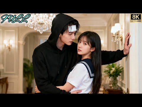 Pour Elle, C’était Un Camarade… Pour Lui, La Femme À Protéger!